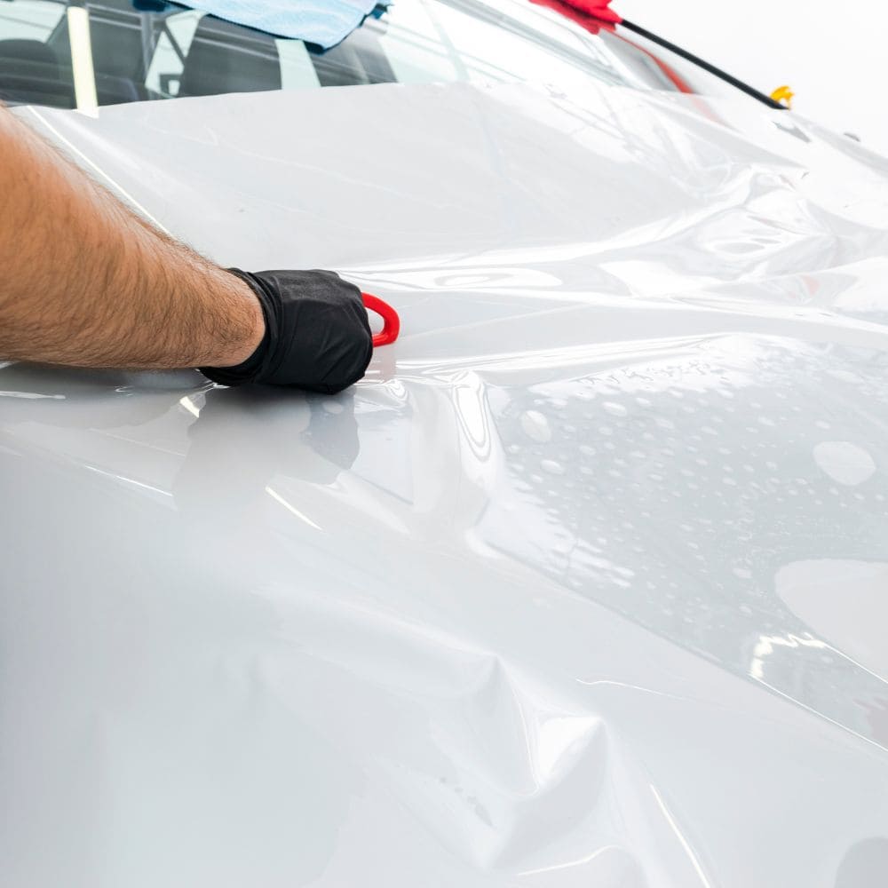 film blanc adhésif protection automobile